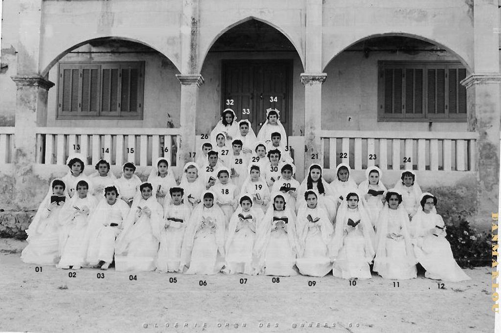 COMMUNIONS ORAN DU PATRONAGE ORAN DE LA JUS SAINT LOUIS  1954 N01.JPG